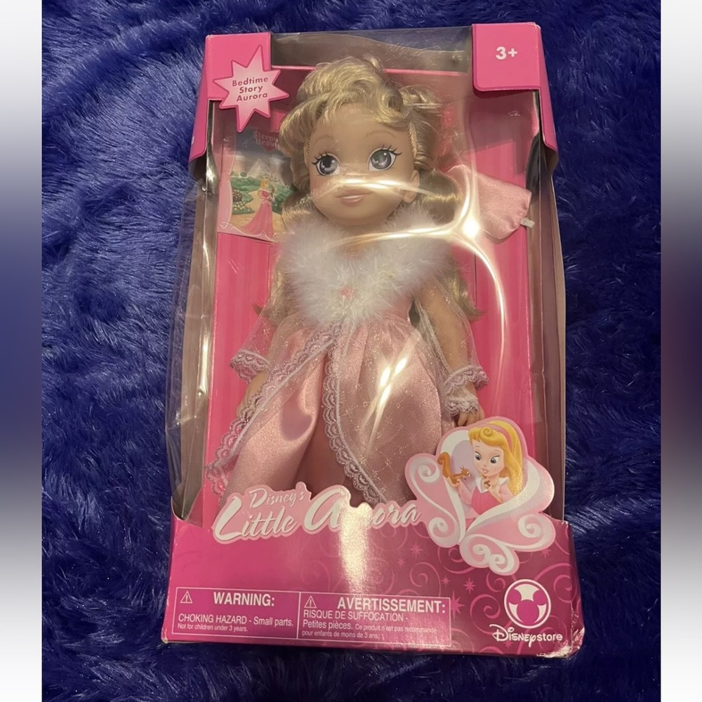 Disneys Little Aurora Sleeping Beauty 15" Doll Bedtime Story Aurora Retired